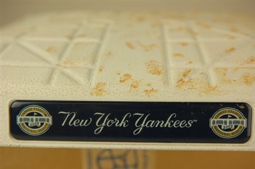 Twins at Yankees 5-17-2009 Game Used Second Base (MLB Auth)